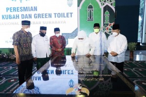 Khofifah Resmikan Green Toilet Masjid Nasional Al Akbar
