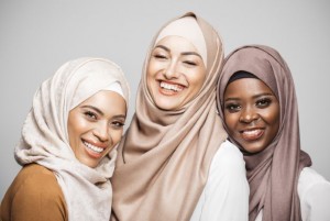 6 Tips Mudah Percantik Wajah, Kulit, dan Rambut Muslimah