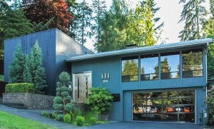 7 Inspirasi Garasi Mobil Tertutup yang Modern dan Minimalis