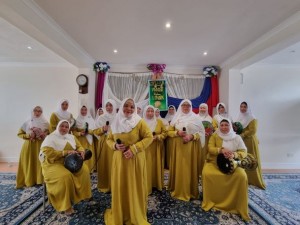 Annisa Rebana London Berdakwah Lewat Nada dan Shalawat