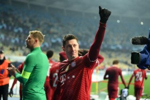 Hasil Laga Grup E: Munchen Sempurna, Barcelona Ditahan Imbang