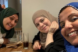 Tiga Hijaber Inggris Serukan Lawan Rasisme di Dunia Olahraga