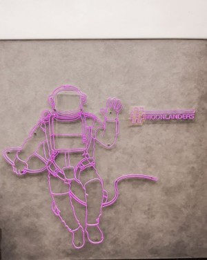 Hadir di Senopati, Restoran Ayam Korea dengan Konsep Luar Angkasa