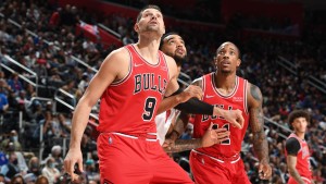 Duet Vucevic dan DeRozan Bawa Bulls Sereduk Magic 123-88