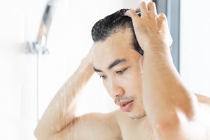 Sabun dan Shampo Bisa Bikin Mandi Junub Tidak Sah