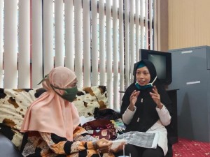 Teman Tuli Juga Berhak Pelajari Al-Quran, Muslimah Ini Temukan Metode Pengajarannya