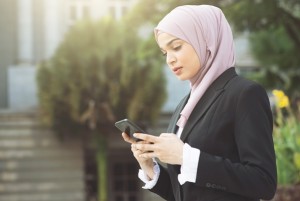 Hukum Mendoakan Pakai Stiker WhatsApp, Ini Kata Imam Nawawi