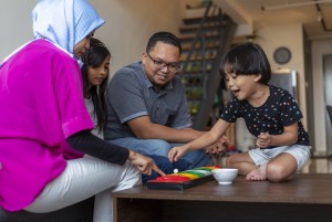 Agar Anak Tak Kecanduan Game Online, Berikan Alternatif Permainan Tanpa Gadget