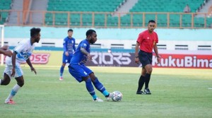 PSIS Coret Nerius Alom Karena Kasus Indisipliner