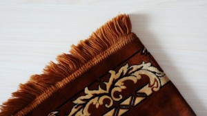 7 Jenis Sajadah Motif Estetik, Dijamin Bikin Nyaman Ibadah