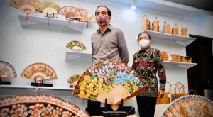 Jokowi Jadikan Produk IKM sebagai Suvenir di G20
