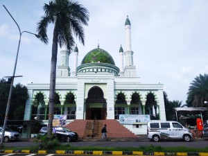 Melirik Arsitektur Al Madinah Ciledug, Tiru Konsep Masjid Nabawi
