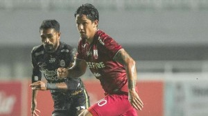 Irfan Bachdim Bawa Persis Solo Juara Liga 2 2021