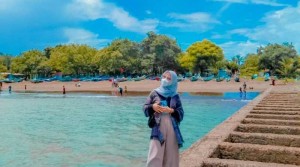 Uniknya Pantai Teluk Penyu Cilacap, Ada Sunset dan Sunrise