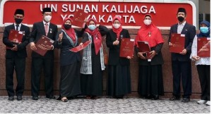 11 Dosen UIN Terima Penghargaan Satyalencana Karya Satya dari Kemenag