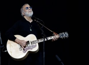 Penyanyi Kawakan Yusuf Islam Sumbang Kereta Perdamaian untuk Kota Christchurch