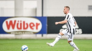 Arsenal Tertarik Datangkan Gelandang Milik Juventus Ini