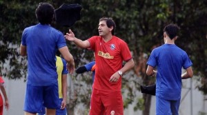 Jamu PSS, Pelatih Arema FC Bertekad Lanjutkan Tren Positif