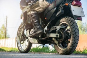 Siap-siap Rogoh Kantong, Ini Daftar Harga Sepatu Touring Pria