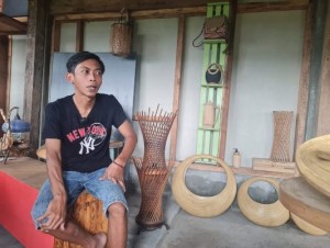 Dua Tahun Pandemi, Usaha Pengrajin Bambu Ini Mulai Banjir Orderan