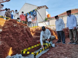 Bangun Masjid Baabul Khairat, Anies Singgung Pentingnya Rumah Ibadah