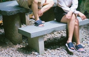 Jangan Asal-asalan, Ini Cara Pilih Alas Kaki Fungsional dan Trendi