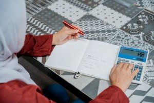 Penting! Umat Islam Harus Punya Skill Kelola Keuangan