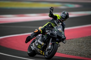 Adik Valentino Rossi Catat Waktu Tercepat di Hari Kedua