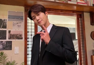 Kim Seon Ho Sumbang Hampir Rp600 Juta untuk Anak Leukemia