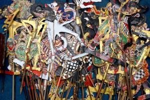 Saat Sunan Giri Haramkan Wayang, Sunan Kudus Gepengkan Biar Halal