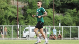 Komdis PSSI Cabut Hukuman Pemain PSS Aaron Evans