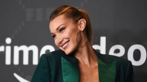 Supermodel Amerika, Bella Hadid Bela Hak Berhijab Muslimah