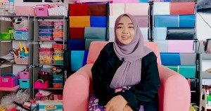 Omzet Meningkat, Muslimah Ini Cerita soal Shifting Produk Kreatif