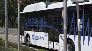 Anies Tergetkan TransJakarta Diganti Bus Listrik pada 2025
