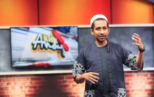 Berdakwah Itu Harus Menggembirakan bukan Menakuti