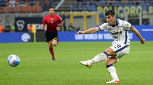 AC Milan Prioritaskan Tiga Gelandang Baru di Musim Panas