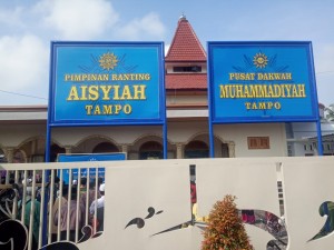 Tempuh jalur Tabayun, Plang Muhammadiyah di Banyuwangi Dipasang Kembali