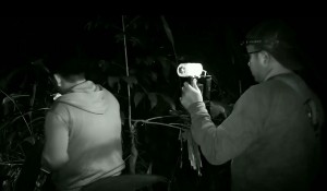 Patahkan Mitos, 4 Pemuda Ini Datangi Tempat-Tempat Angker saat Tengah Malam