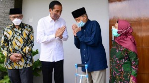 Presiden Jokowi Jenguk Buya Syafii, Ungkap Kondisi Terkini