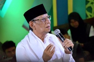 Bijak Sikapi Perbedaan Awal Puasa dan Hari Raya Ala KH Hasyim Muzadi
