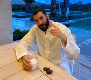 Puasa Tak Pengaruhi Permainan, Benzema: Ramadhan Bagian Hidup Saya