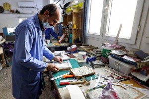 Ramadhan di Libya, Relawan Restorasi Al-Quran Tua dan Rusak