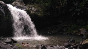 Menikmati Keindahan Curug Panglebur Gongso Kendal