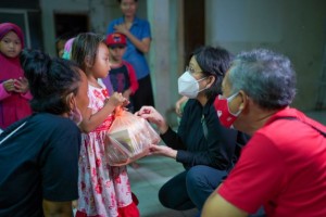 Berbagi Momen Keajaiban Ramadhan, Coca-Cola Gelar Rabu dan dan Jumat Berkah