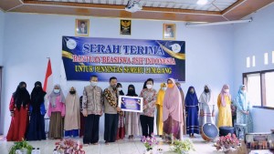 Belasan Anak Penyintas Erupsi Semeru Terima Beasiswa Pendidikan