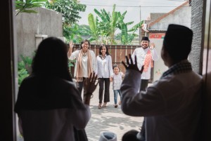 Tradisi Berkunjung saat Idul Fitri, Ustadz Dzulqarnain: Sah-sah Saja