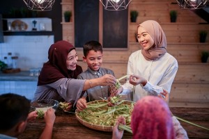 Makna Hari Raya Idul Fitri Menurut Ustaz Adi Hidayat