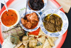 Tips Sehat Konsumsi Makanan Bersantan saat Lebaran