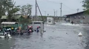 Tanggul Penahan Rob Jebol, Pelabuhan Tanjung Emas Banjir Hingga 1,5 Meter