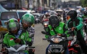 Kisah Heroik Pengemudi Ojol Selamatkan Nyawa Pelanggan yang Terkapar